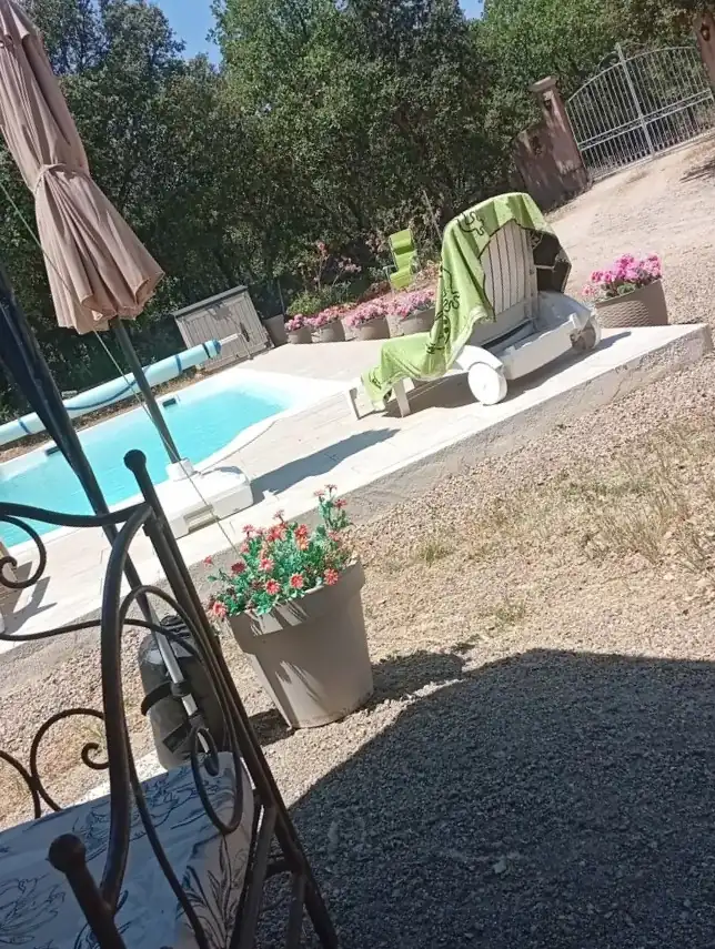 villa provençale 8/10 personnes — villa provençale 8/10 personnes