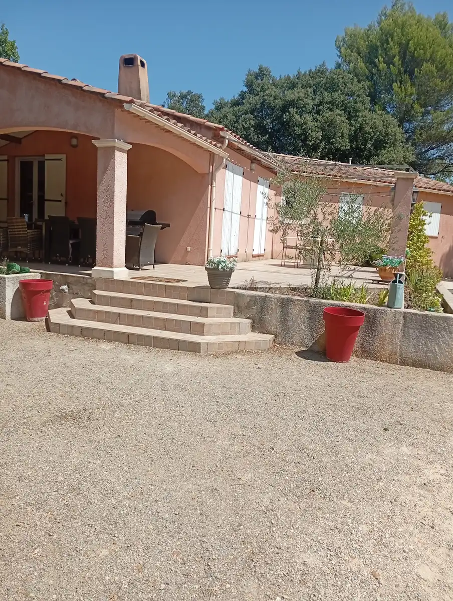 villa provençale 8/10 personnes — villa provençale 8/10 personnes